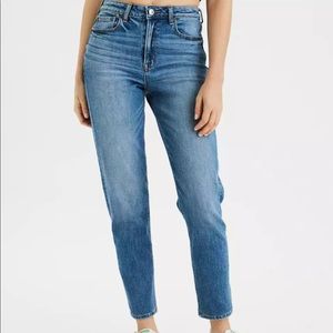 American Eagle Stretch Mom Jean Monaco Blue